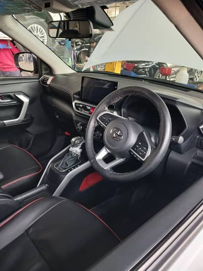 Toyota Raize Z package,21/25 Raize Z package,2 Tone Z package