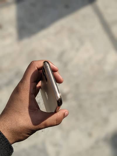 iPhone 11 Pro Max 256gb double sim pta physical appword ha