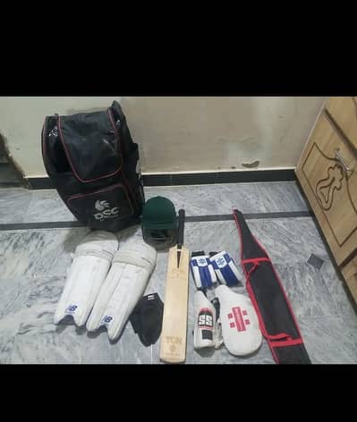 Cricket kit available not too much used