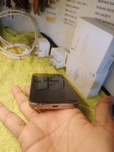 Bilkul new phone h 10/10 no open no repair check warranty b mily gi