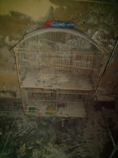 2 Cages For Sell. 3 portion and 6 Portion.