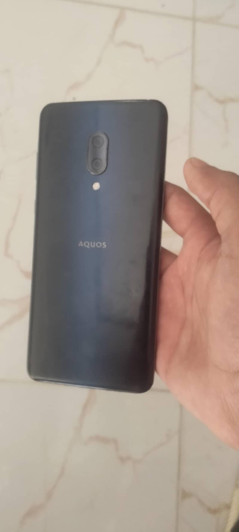 Sharp Aquos Zero 2 1