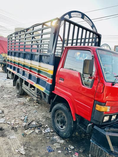 Toyota dyna 1992 model