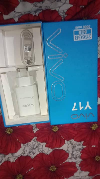 Vivo y17 8gb/256 storage all ok what app 03197376186