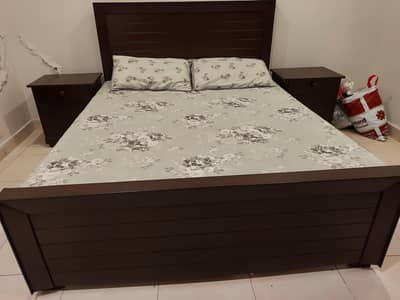 Bed Set | Queen Size Bed | Bed with Mattress & Side Tables | Furniture
