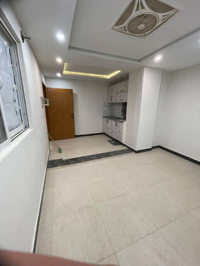 1 bedroom non furnished apartment available for rent in bahria town phase 4 civic center