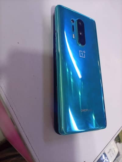 One Plus 8 pro 8gb 128gb