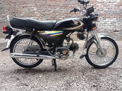 Honda CD 70 total gnian hai