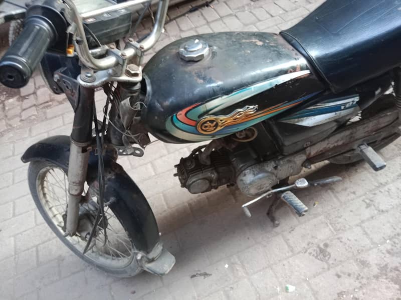 dhoom bike 2