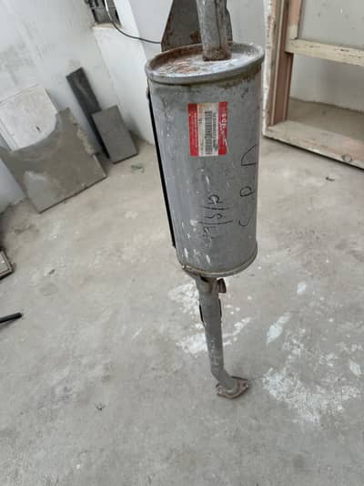 Suzuki. . muffle/silencer