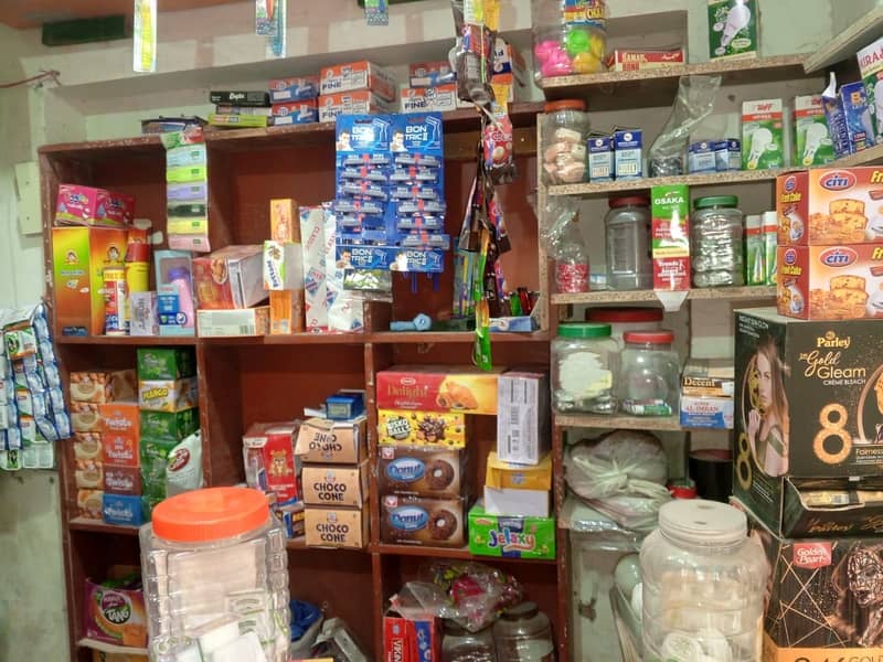 حافظ جنرل سٹور براۓفروخت 13