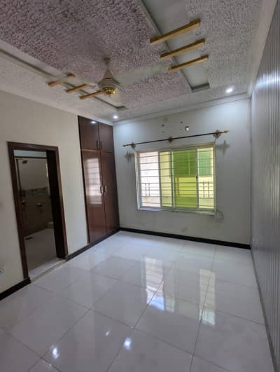 New ground portion for rent in G-11/2
