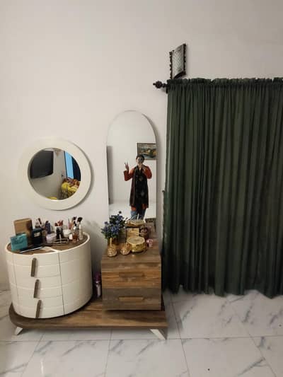 Beautiful Ground portion 3 Bed  Gulberg valley