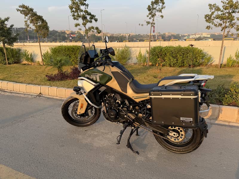 CF Moto MT 800 Dakkar Rally edition - Sports & Heavy Bikes - 1109486968