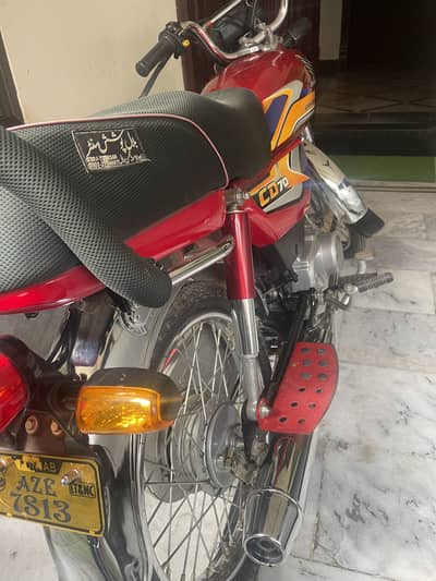 HONDA CD70 25 like new