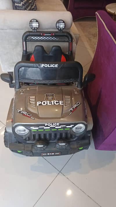 Rechargeable car for kids