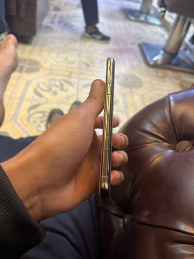 Iphone XS 256 GB Face id true tone active Battery helat 70 good timing