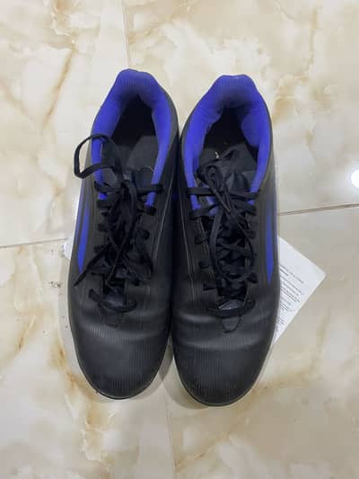 Football Shoes/Grippers Adidas