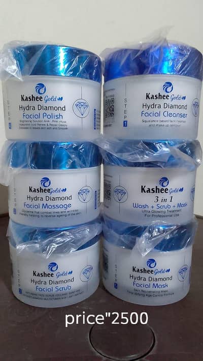 Facial creams / skin glowing cream/ facial mask /srub