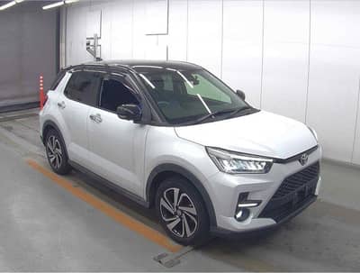 Toyota Raize Two Tone – 2020 Model – 2025 Registered – 10/10 Condition