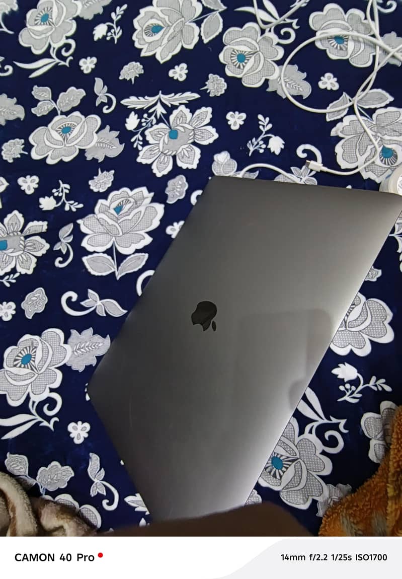 Macbook Pro 2018 15.4 Inch - Laptops - 1109492807