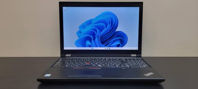 Laptop Lenovo workstation | i7, 6th HQ | 4gb Dedicated Graphics