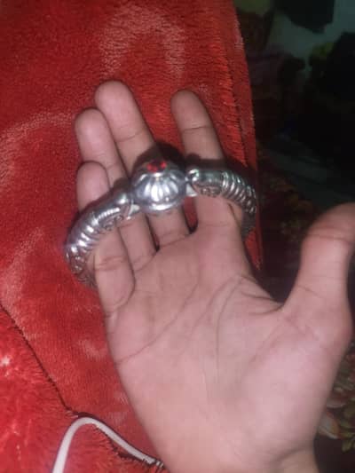 Italian chandi pure  with anari yaqoot