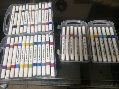 Colours with brush and normal side