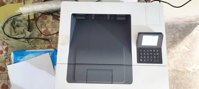 HP LaserJet enterprise M507