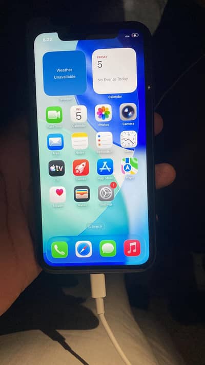 selling iphone 11.64GB