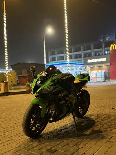 Kawasaki ZX-10R (2016 KRT Edition)
