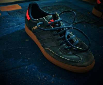 ADIDAS ORIGINAL HANDBALL SHOES