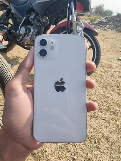 iPhone 12 ( NON FACTORY UNLOCKED )