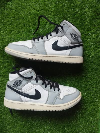 Air Jordan Smokey grey |  Size 42