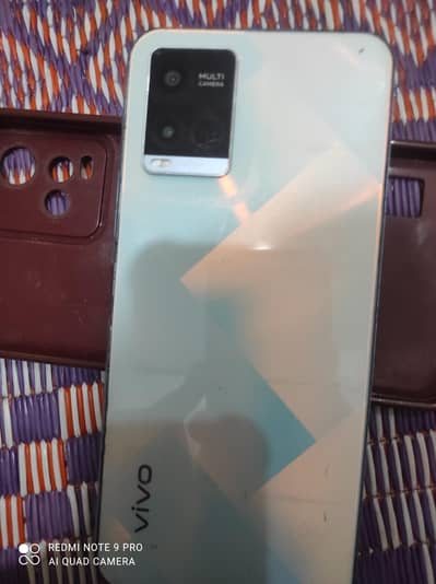 lo price mobile vivo y21a 4+1gb64 exchange possible