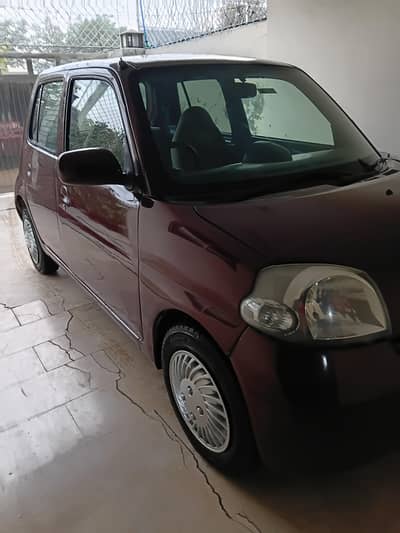 AOA, I am selling my Daihatsu Esse.