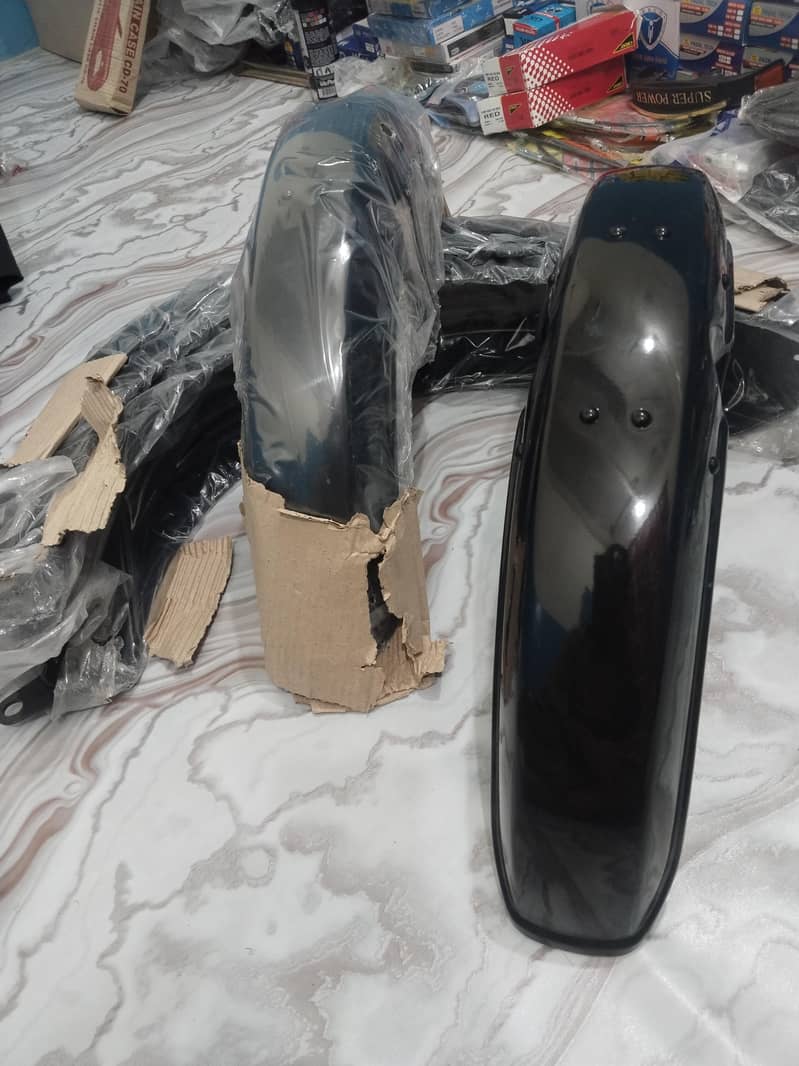 بائک پارٹس اویلیبل بہت ہی مناسب قیمت میں ون پیس بھی ملے گا 16