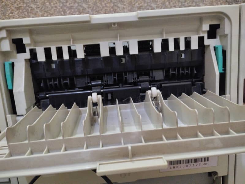 hP laserjet Printer 4