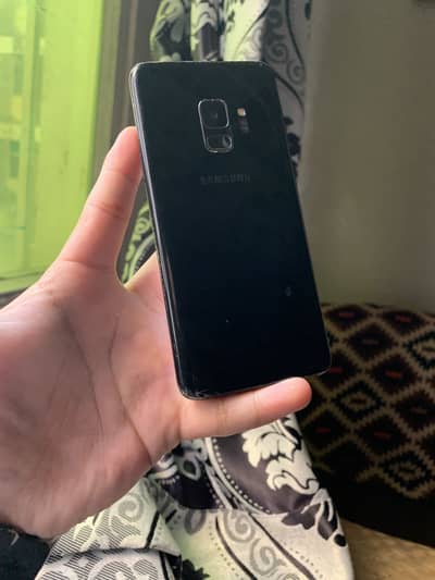 Samsung S9( Exchange possible )