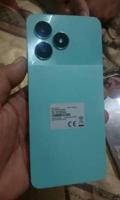 realme c51 4+4 hai only mobile hai seld pic hai