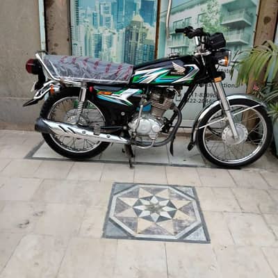 Honda CG 125 2023
