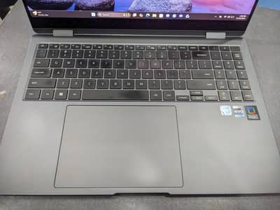 Samsung Touch screen 360 8k sported 16 gb 1TB