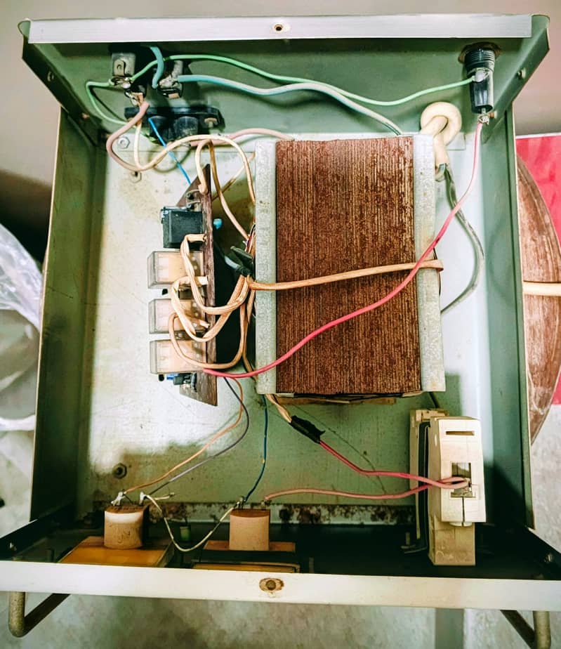 Load Panasonic Automatic Stabilizer. 2