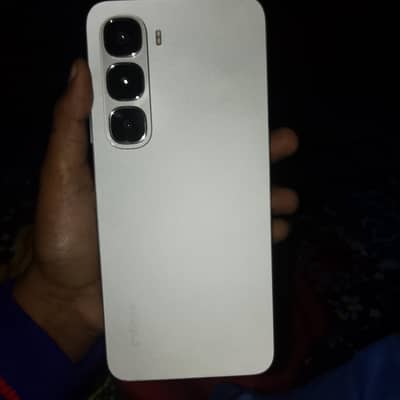 Infinix hot 60i 12 128 ram rom