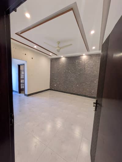 GULBERG RESIDENCIA 7M GROUND FLOOR 4 RENT WITH SOLAR