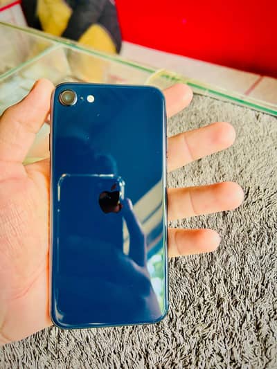 Iphone se3 in best price