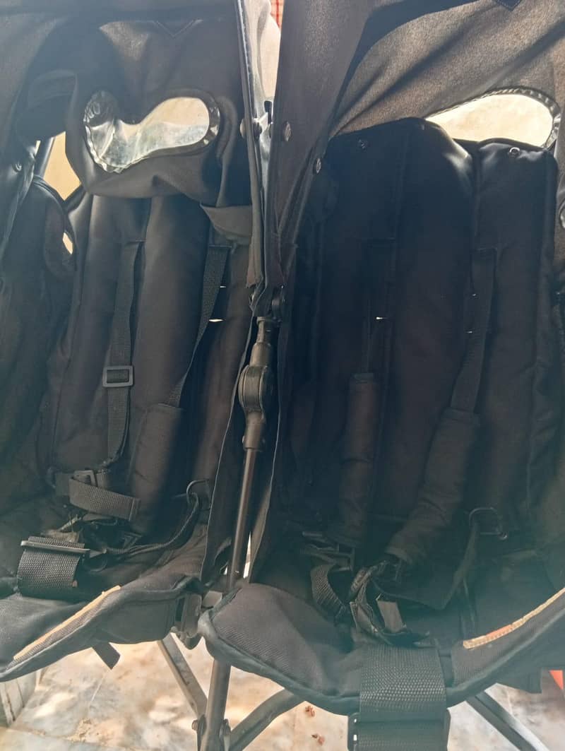 pram. twin stroller 2
