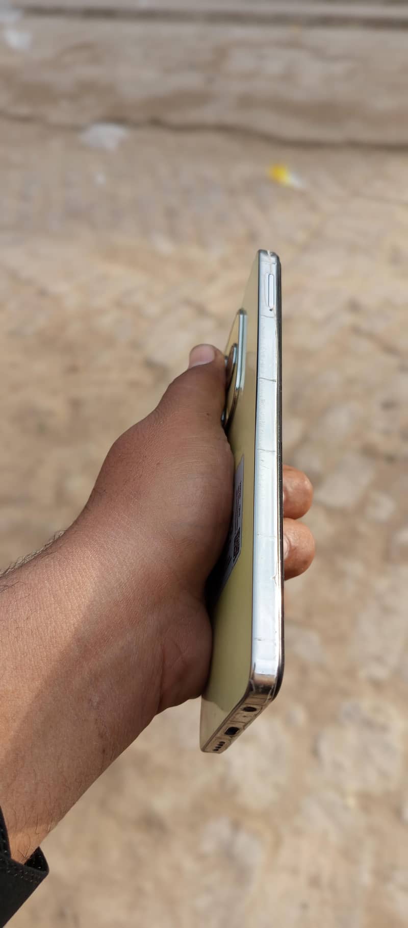 بالکل نیا، مکمل ڈبہ اور چارجر کے ساتھ (10/10 کنڈیشن 0