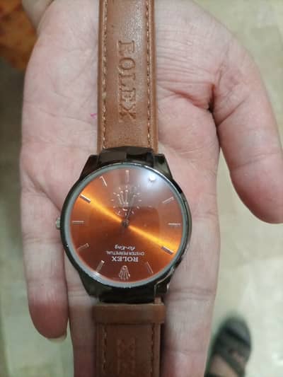 Stylish Rolex men’s wristwatch available for sale