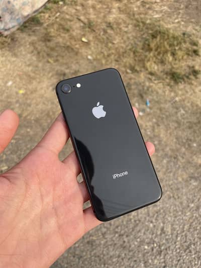 Iphone 8 128 GB watsapp 0321-2566553